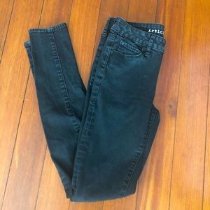 MYA-BLACK LAKE Skinny Pant hi-rise